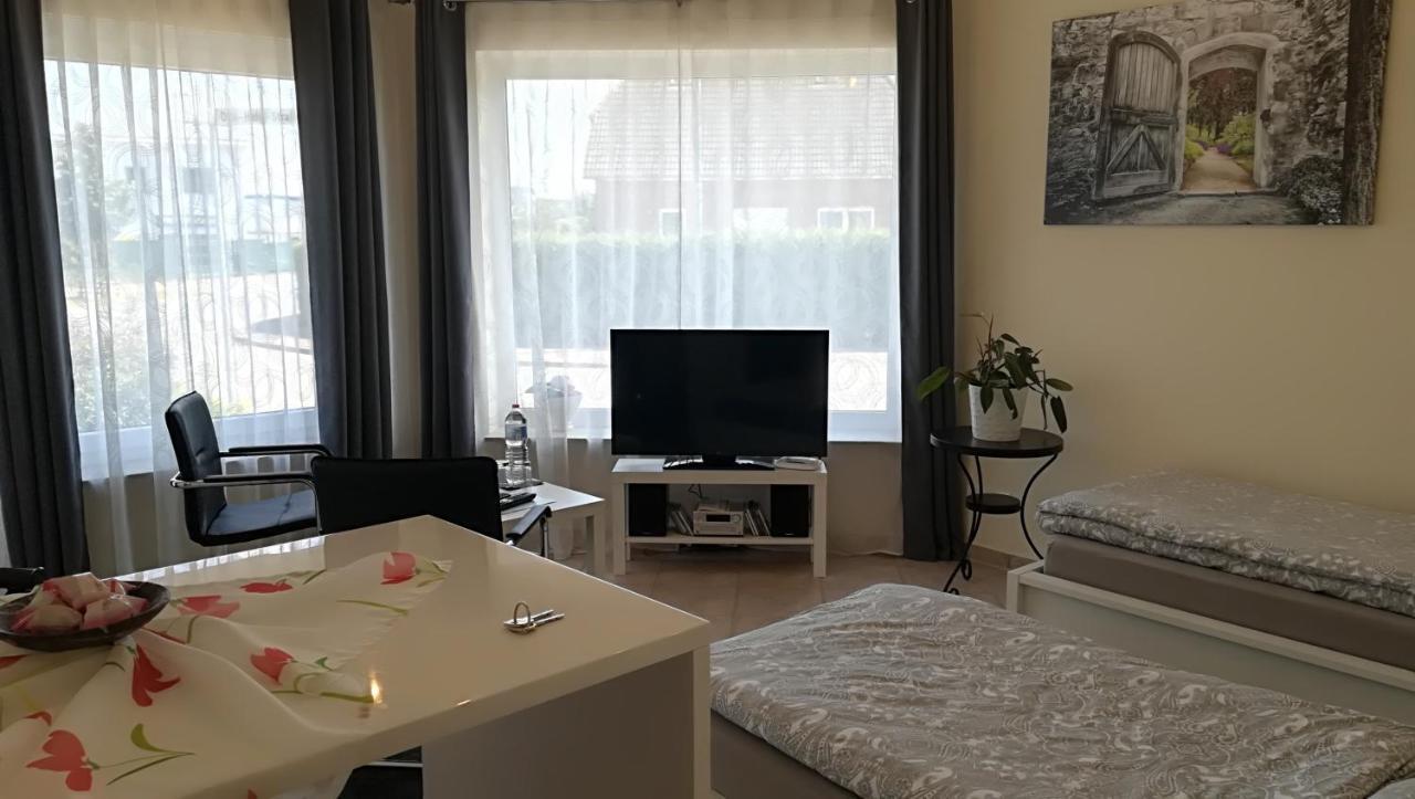 Helles 1-Zimmer-Apartment In Hemmingen/Hannover Hemmingen  Eksteriør billede